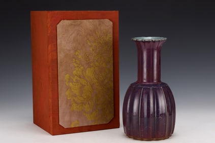An Exquisite Jun yao Purple Glazed Silver rim Vase