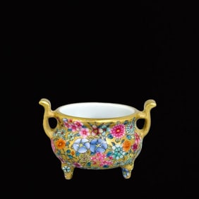 A Pair of Precious Gold Ground Flower Pattern Double-Ears Tripod Censers