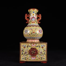 An Exquisite Yellow Ground Famille-Rose Lotus Pattern Double-Ears Vase