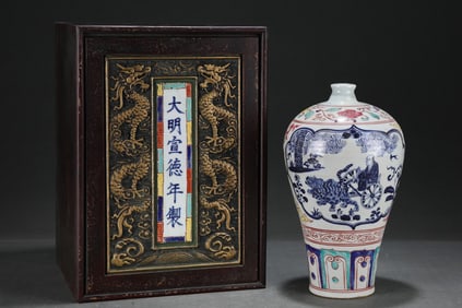 A Rare Blue and White Wucai Character and Story Pattern Vase