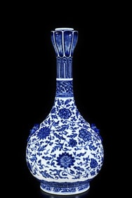 A Rare Blue and White Lotus Pattern Double-Ears Vase