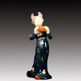 A Rare Tang Tri-Color Glazed Pottery Dancing Figurines