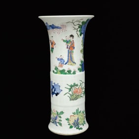 An Exquisite Wucai Character and Story Pattern Vase