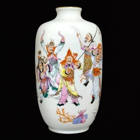 A Precious Character and Story Pattern Vase