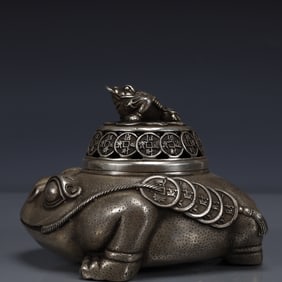 An Exquisite Silver-plated Golden Toad Censer