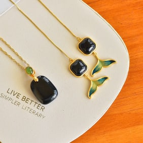 A Set of Fine Sterling Silver Inlaid White Jade Jewelrys