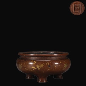 A Rare Bronze Body Gilt Spots and Streaks Li-style Hand Warmer