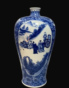 A Rare Blue and White ??Flower Pattern Vase