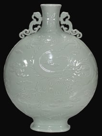 Celadon Glzed Relief Dragon Pattern Vase
