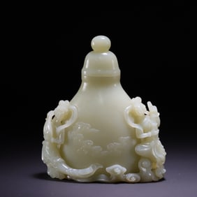 A Rare Hetian Jade Auspicious Cloud Figure Pattern Vase