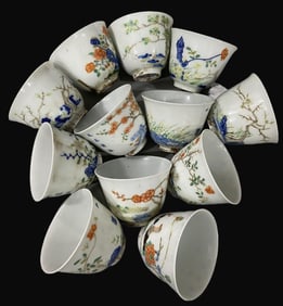 A Rare Blue and White Wucai Flower Pattern Cup