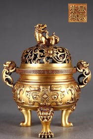 A Rare Gilt Bronze Statue of Vajra Standing Statue