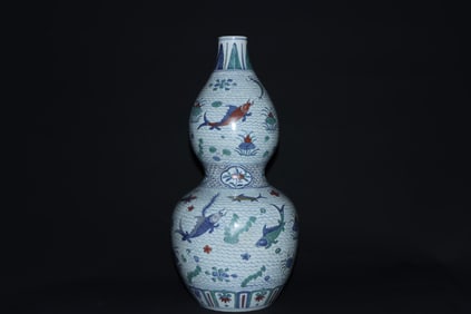 A Rare Wucai Fish and Lotus Pattern Gourd-Shaped Vase