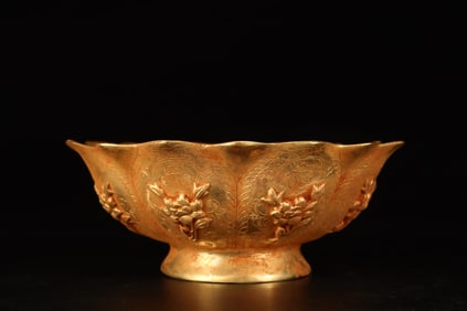A Rare Gilt Bronze Flower Pattern Bowl