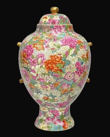 A Rare Enamel Flower Pattern Jar with Cover