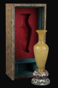 ,Huangtian Jade Landscape and Figures Pattern Vase