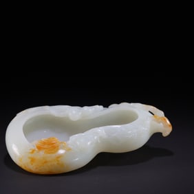 A Rare Hetian Jade Gourd-Shaped Brush Washer