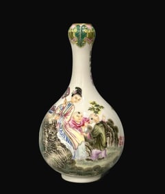 A Rare Enamel Character and Story Pattern Vase