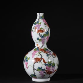 A Rare Famille-Rose Mice Stealing Grapes pattern Gourd-Shaped Vase