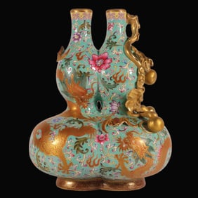 A Pair of Rare Famille Rose Green-Ground Interlaced Lotus and Dragon Pattern Conjoined Gourd Vase