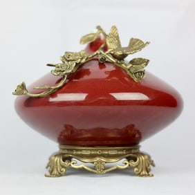 An Exquisite Iron-Red Inlaid Bronze Flower and Bird Pattern Vase