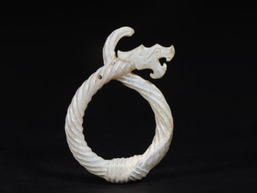 An Exquisite White Jade Dragon Pattern Pendant