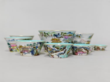 A Set of Fine Famille-Rose Landscape and Figure Pattern Bowl