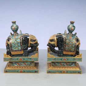 A Exquisite A pair of Cloisonne Lotus Pattern Elephant Ornament