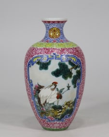 An Exquisite Enamel Lotus Pattern Pine and Crane Pattern Flower and Bird Pattern Vase