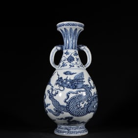 An Exquisite Blue and White Lotus Pattern Dragon Pattern Double-Ears Vase