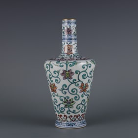 An Exquisite DoucaI Lotus Pattern Vase