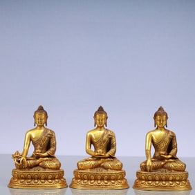 A Set of Fine Gilt Bronze Statue of Sakyamuni