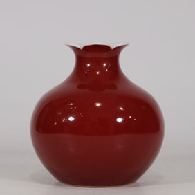 An Exquisite Ji Red Glazed Vase