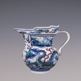 An Exquisite Doucai Blue and White Dragon Pattern Ewer