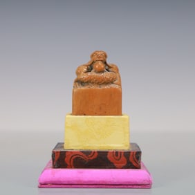 A Exquisite Eaglewood Auspicious Beast Seal