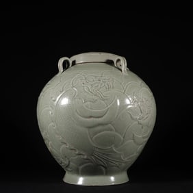 An Exquisite Celadon Dragon Pattern Jar