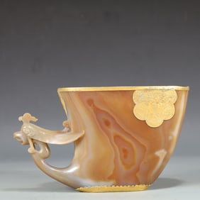 A Exquisite Agate Outline in gold Flower and Bird Pattern Cup