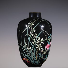 An Exquisite Enamel Flower Pattern with poem Water Pot