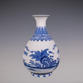 An Exquisite Blue and White Lotus Pattern Bamboo Pattern Vase