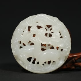 An Exquisite White Jade Deer Pattern Pendant