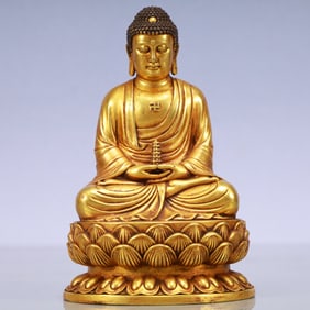An Exquisite Gilt Bronze Statue of Sakyamuni