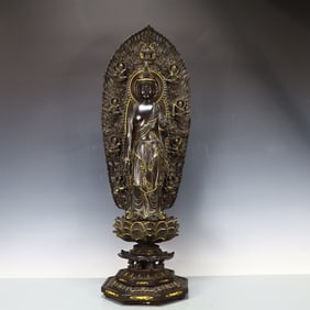 A Exquisite Zitanwood Statue of Avalokitesvara Ornament