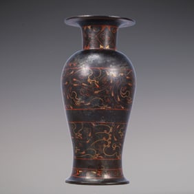 A Exquisite Black Lacquer Vase