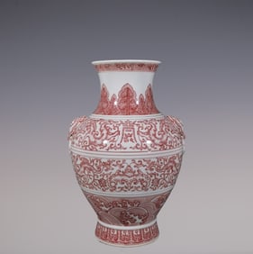 An Exquisite Underglaze-Red Lotus Pattern Dragon Pattern Double-Ears Vase