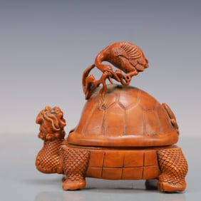 A Exquisite Boxwood Turtles-Form Box
