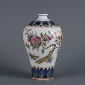 An Exquisite Famille-Rose Blue and White Flower and Fruit Pattern Vase