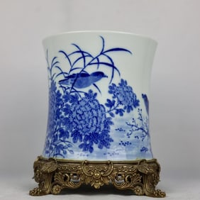 An Exquisite Blue and White Inlaid Bronze Flower and Bird Pattern Brush Pot