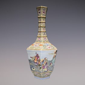 An Exquisite Enamel Lotus Pattern Character and Story Pattern Vase