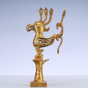 A Exquisite Gilt Bronze Bird Ornament
