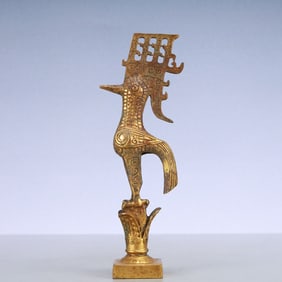 A Exquisite Gilt Bronze Bird Ornament